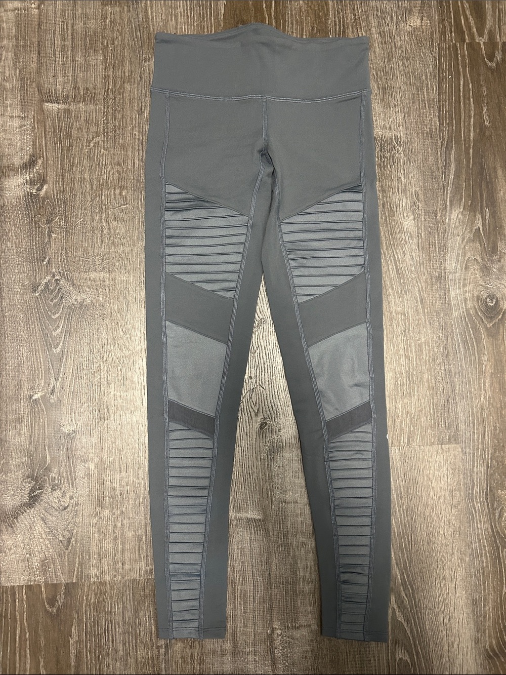 Alo High-Waist Gray Women's Moto Leggings - new, no tag